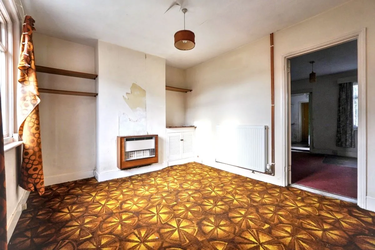 Kingsnorth Road, Ashford, TN23 6LS