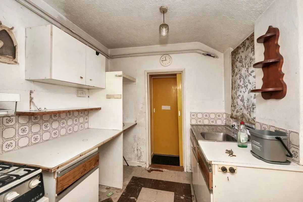 Kingsnorth Road, Ashford, TN23 6LS