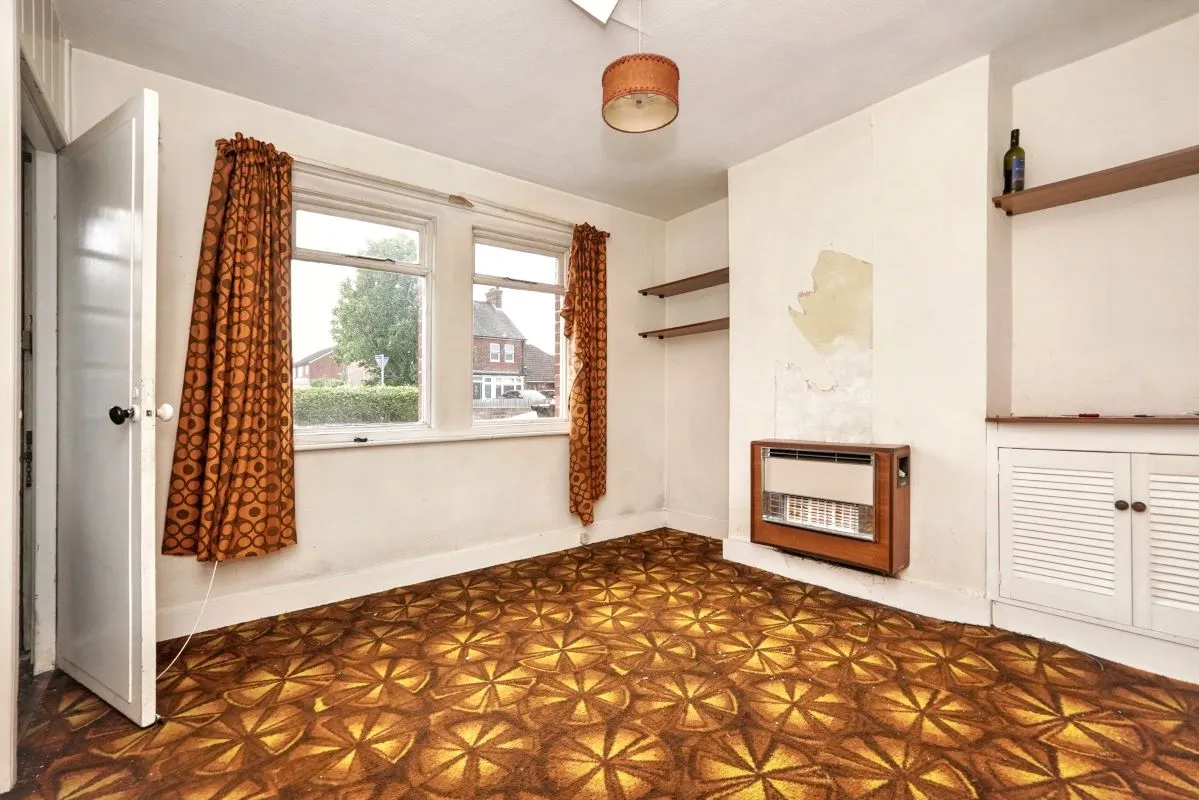Kingsnorth Road, Ashford, TN23 6LS