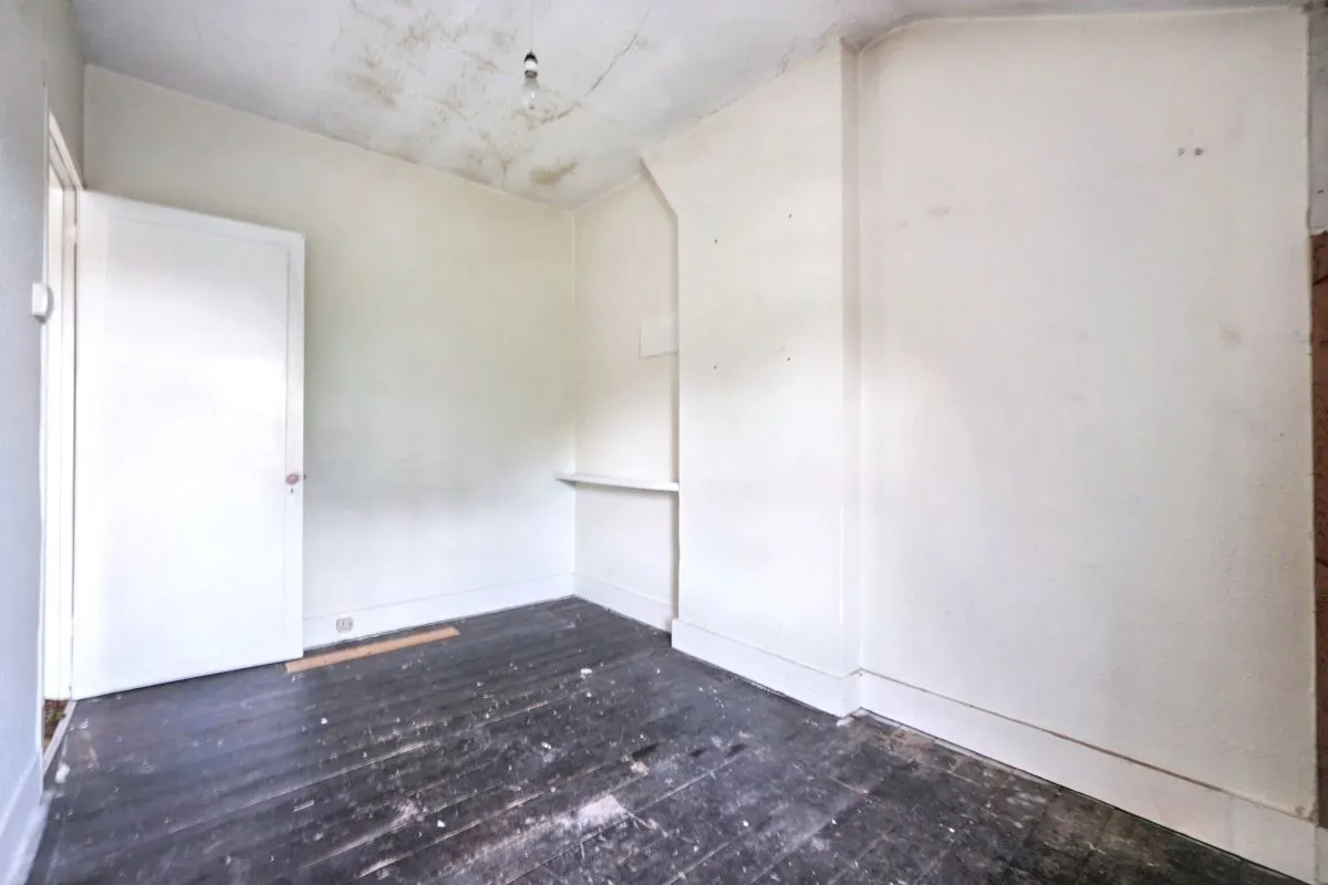 Kingsnorth Road, Ashford, TN23 6LS