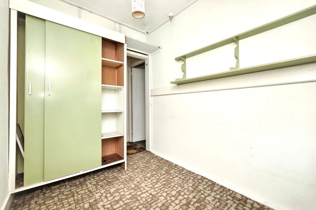 Kingsnorth Road, Ashford, TN23 6LS
