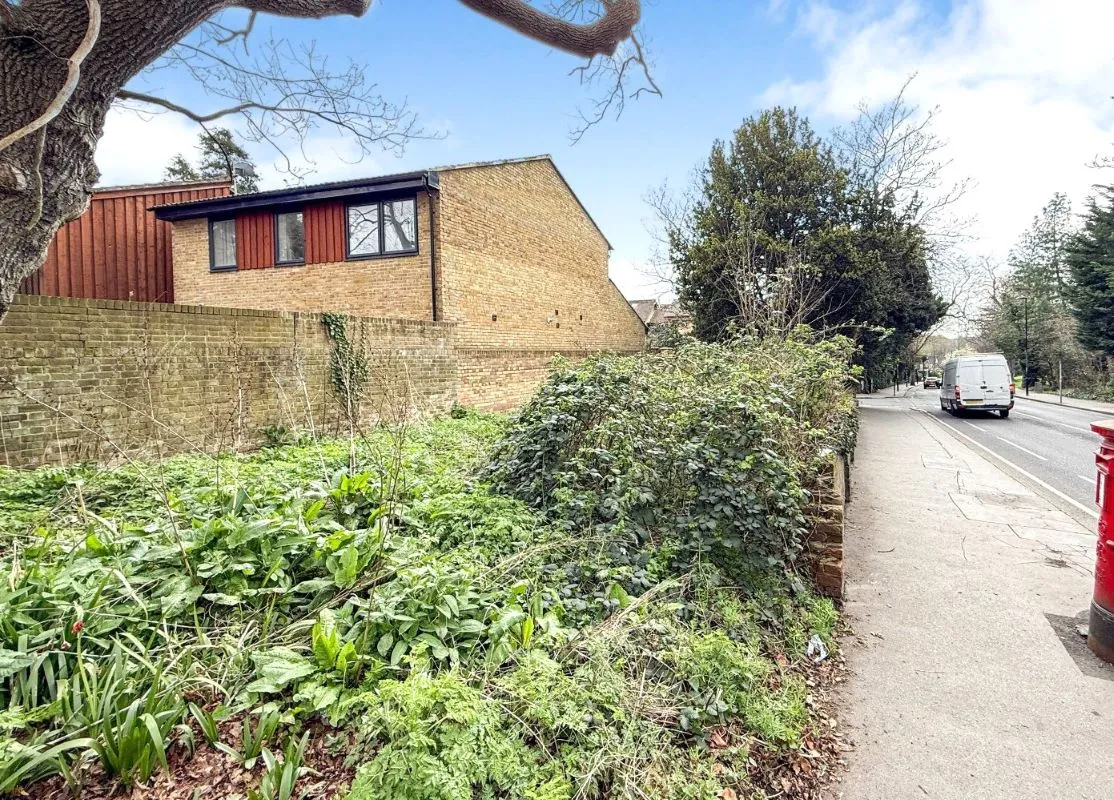 1(A) Selborne Road, Croydon, CR0 5JQ
