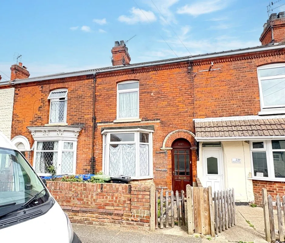 Heneage Road, Grimsby, DN32 9JE