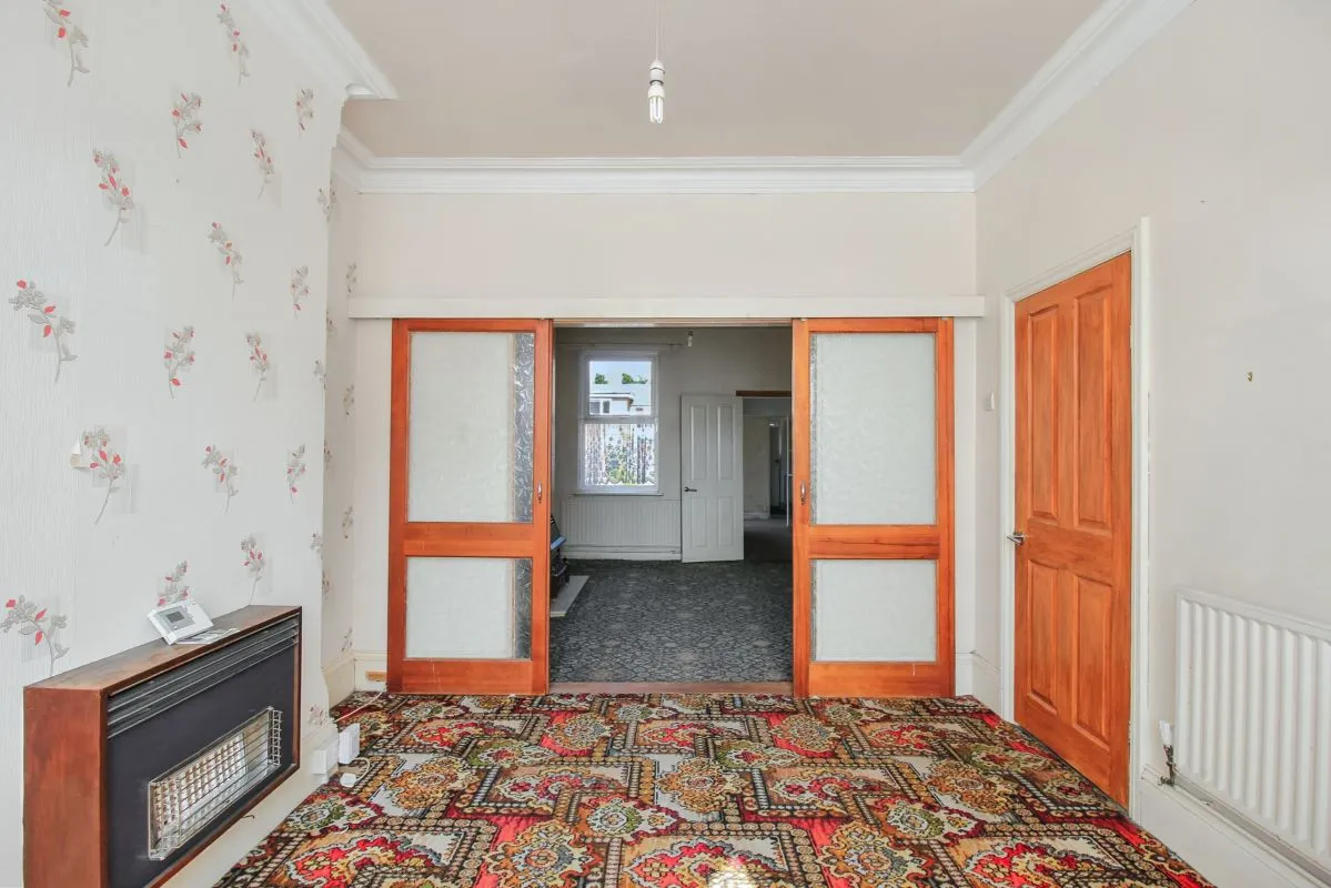 Heneage Road, Grimsby, DN32 9JE
