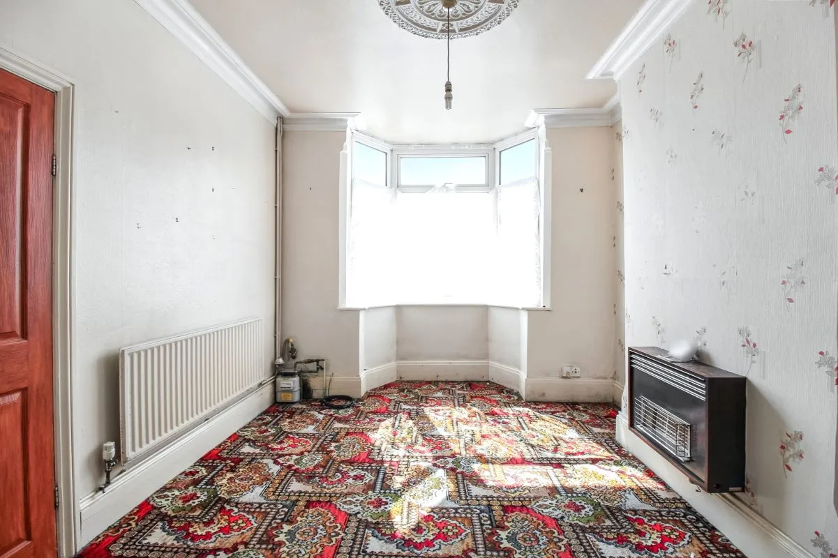 Heneage Road, Grimsby, DN32 9JE