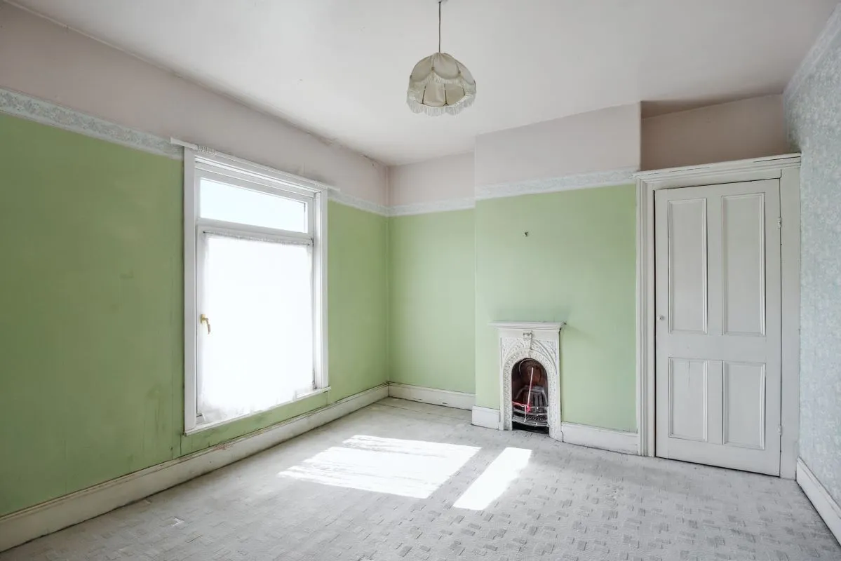 Heneage Road, Grimsby, DN32 9JE