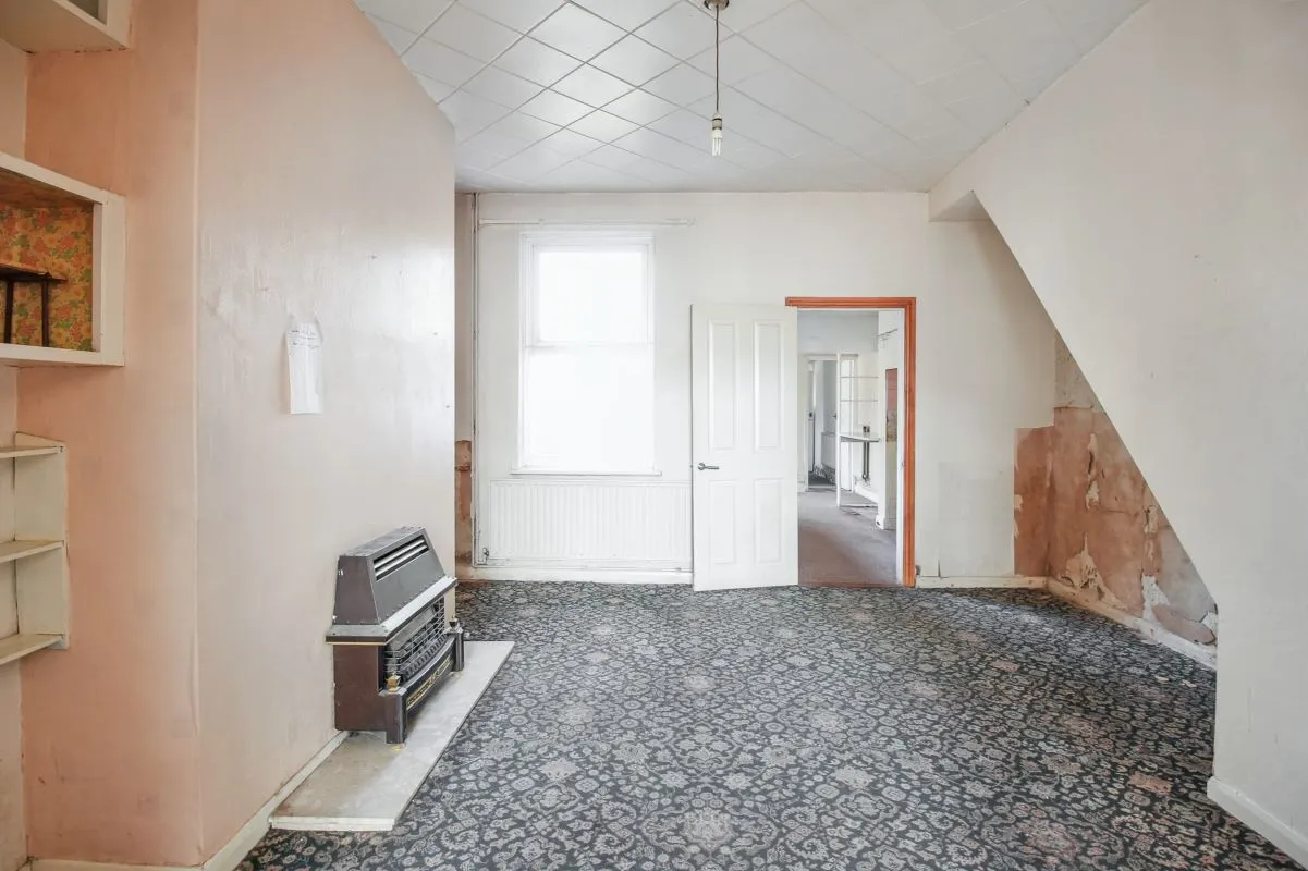 Heneage Road, Grimsby, DN32 9JE