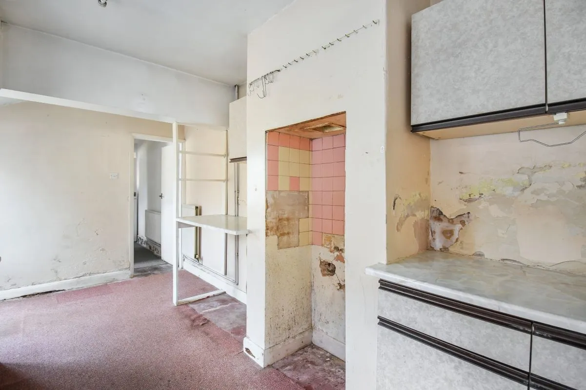 Heneage Road, Grimsby, DN32 9JE