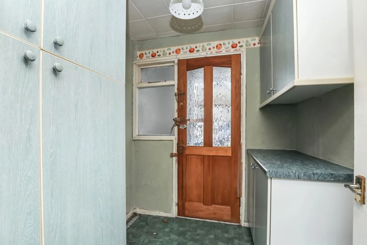 Online Property Auction in London: Wilson Road, Prescot, L35 5EX | Auction ends 17/09/2025, a Guide Price of £40,000+.