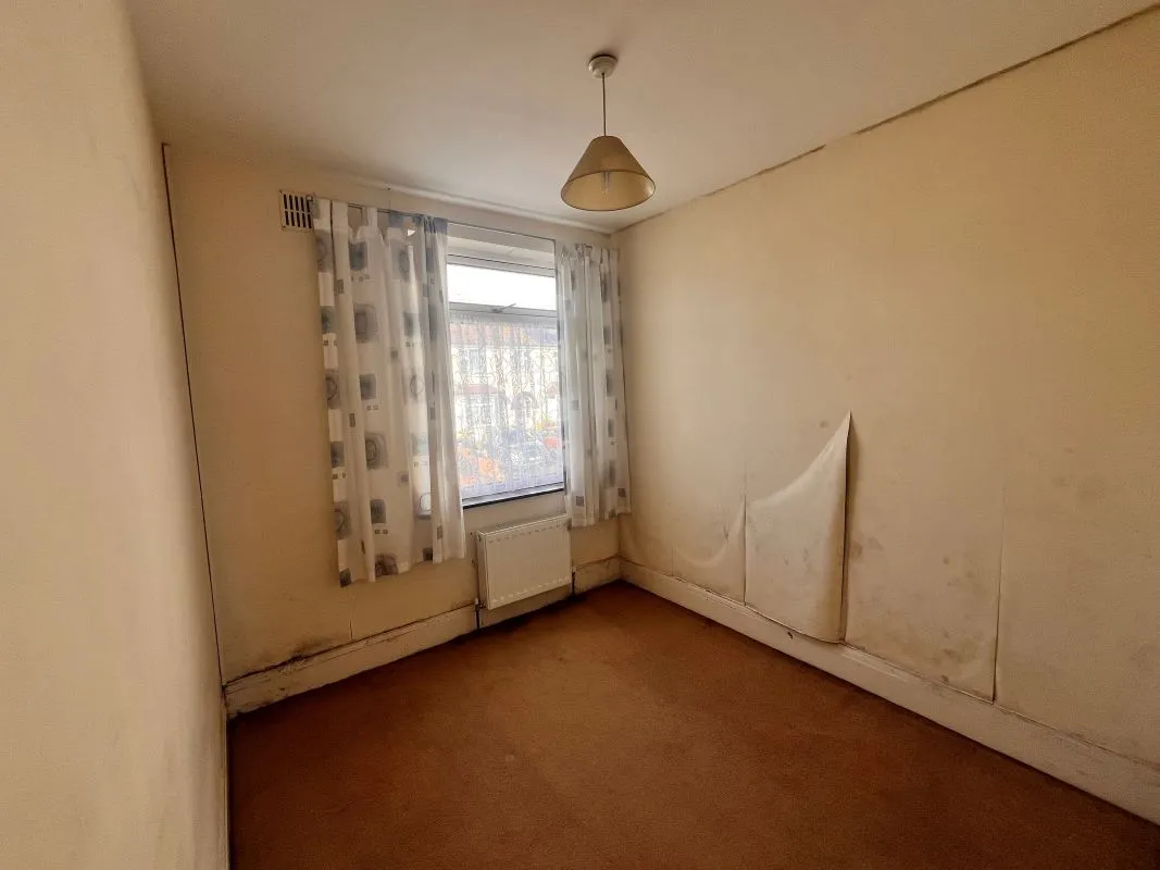 Online Property Auction in London: King Johns Road, Bristol, BS15 1NL | Auction ends 17/09/2025, a Guide Price of £150,000+.