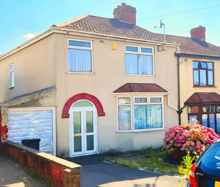 Online Property Auction in London: King Johns Road, Bristol, BS15 1NL | Auction ends 17/09/2025, a Guide Price of £150,000+.