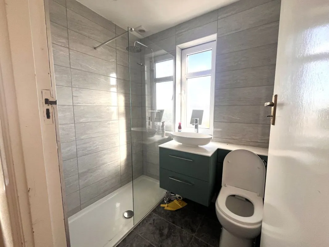 Online Property Auction in London: King Johns Road, Bristol, BS15 1NL | Auction ends 17/09/2025, a Guide Price of £150,000+.