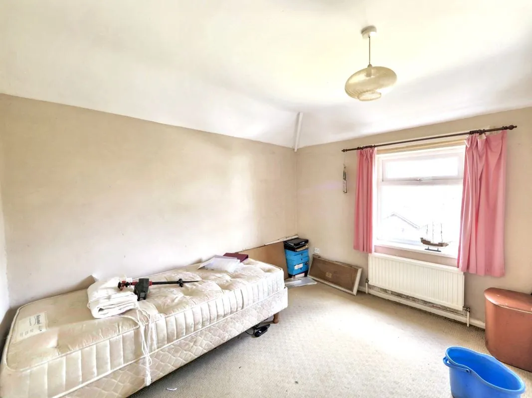 Online Property Auction in London: Shakespeare Avenue, Mansfield Woodhouse, Mansfield, NG19 8EX | Auction ends 17/09/2025, a Guide Price of £50,000+.