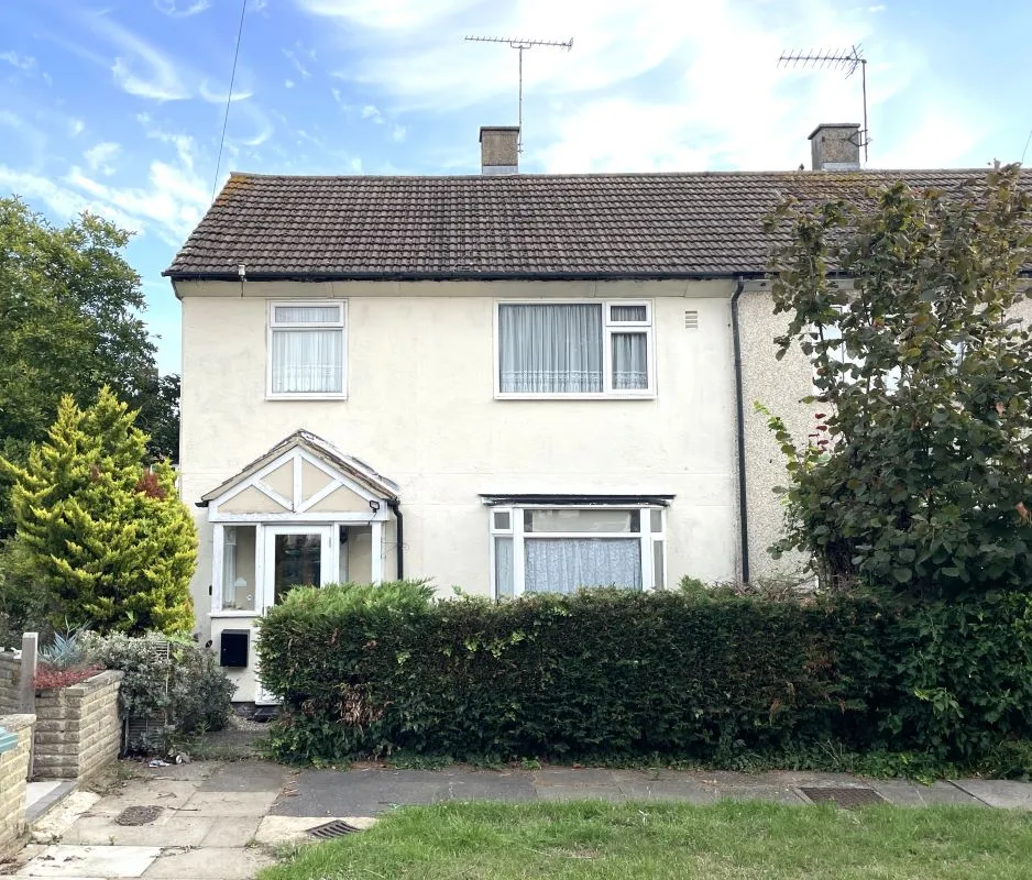 Online Property Auction in London: Ockham Drive, Orpington, BR5 3DT | Auction ends 17/09/2025, a Guide Price of £200,000+.