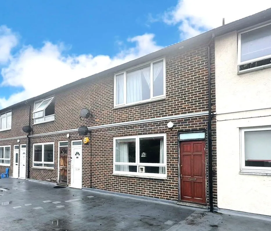 Online Property Auction in London: Ruskin House, Selsdon Road, South Croydon, CR2 6PW | Auction ends 17/09/2025, a Guide Price of £100,000+.
