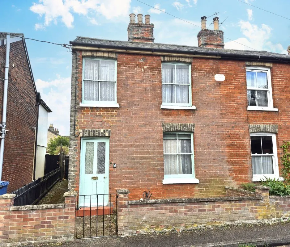 Online Property Auction in London: Hyde Road, Sudbury, CO10 2TH | Auction ends 17/09/2025, a Guide Price of £90,000+.