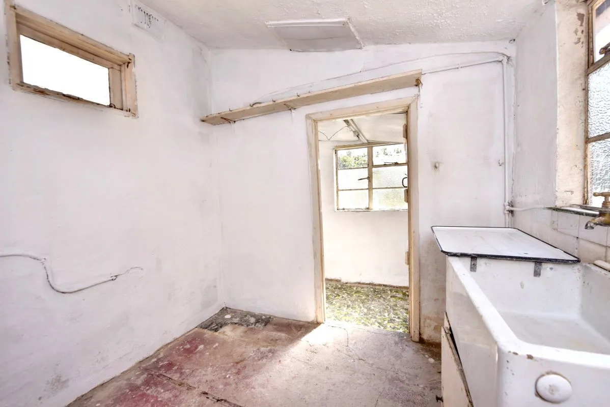 Online Property Auction in London: Hyde Road, Sudbury, CO10 2TH | Auction ends 17/09/2025, a Guide Price of £90,000+.