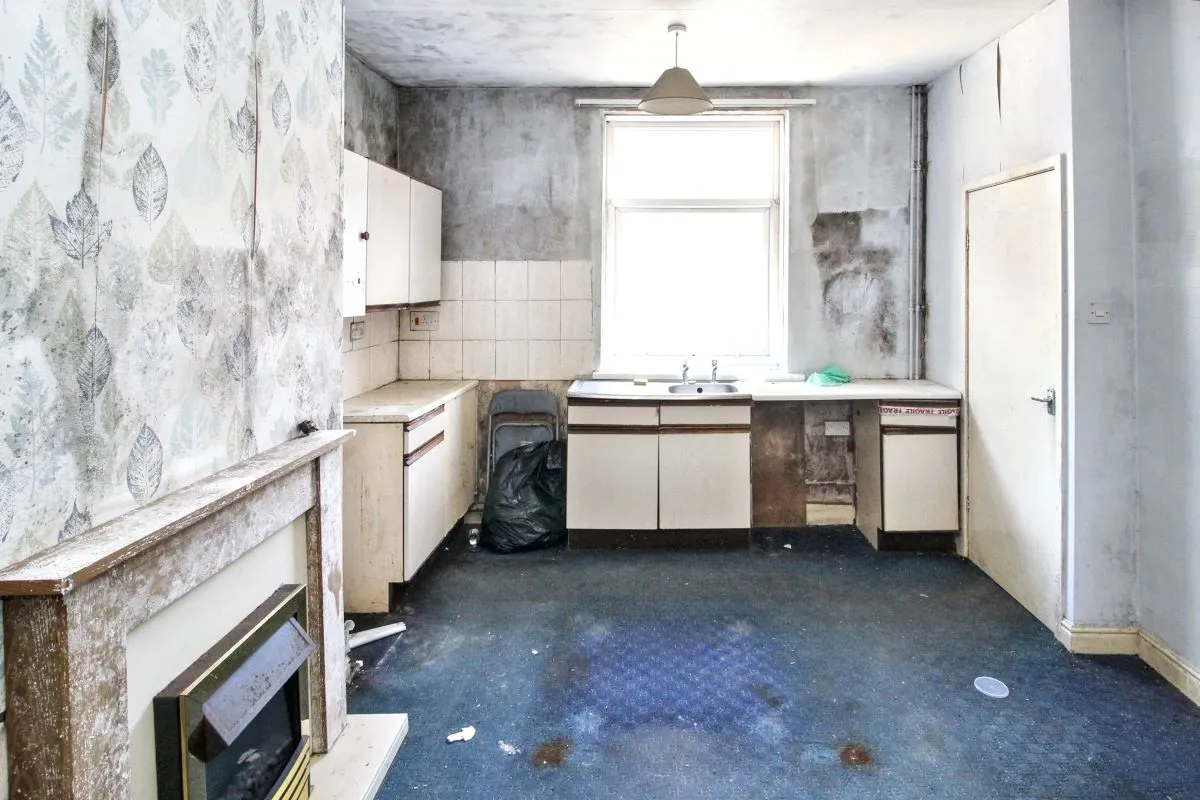Online Property Auction in London: Church Street, Paddock, Huddersfield, HD1 4UD | Auction ends 17/09/2025, a Guide Price of £20,000+.