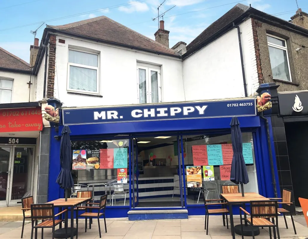 Online Property Auction in London: Sutton Road, Southend-on-Sea, SS2 5PN | Auction ends 17/09/2025, a Guide Price of £185,000+.
