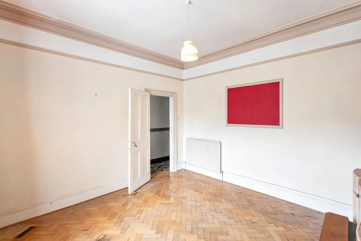 Online Property Auction in London: Princess Road, Ripon, HG4 1HS | Auction ends 17/09/2025, a Guide Price of £45,000+.