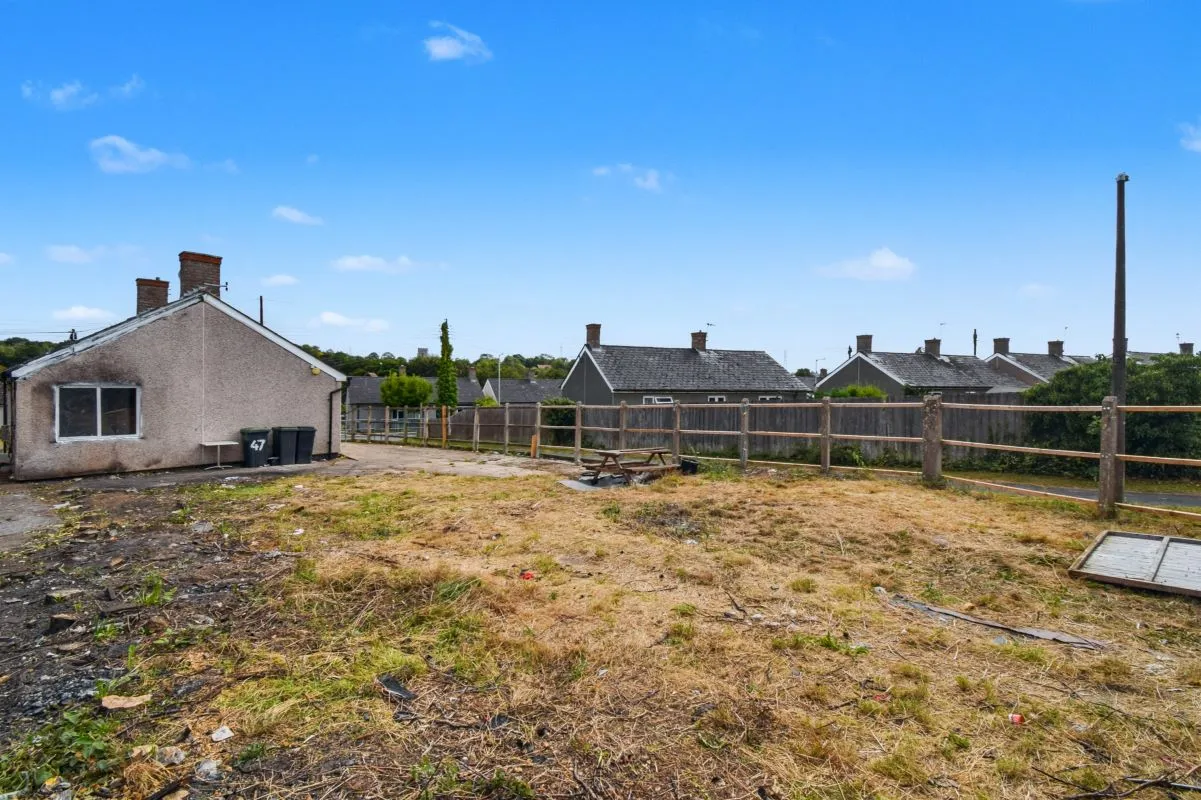 Online Property Auction in London: Hillside, Stowmarket, IP14 2BA | Auction ends 17/09/2025, a Guide Price of £65,000+.
