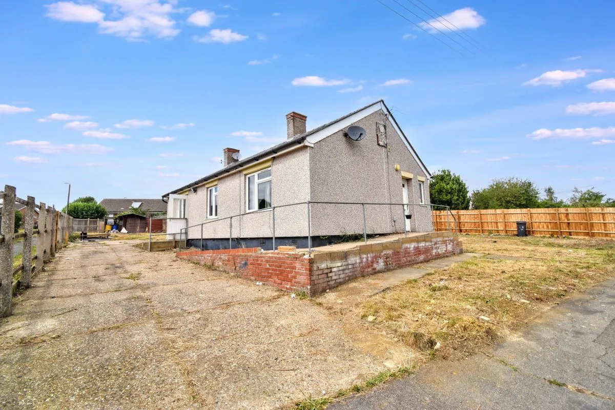 Online Property Auction in London: Hillside, Stowmarket, IP14 2BA | Auction ends 17/09/2025, a Guide Price of £65,000+.