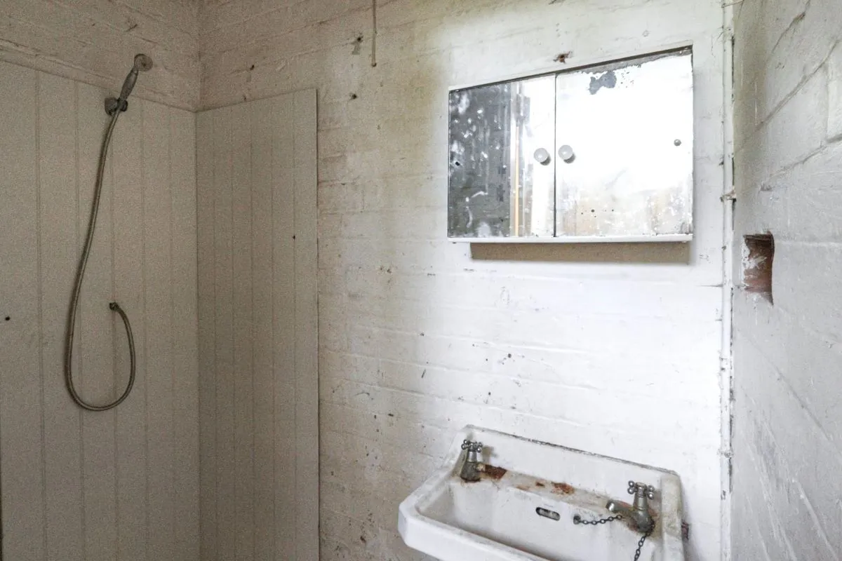 Online Property Auction in London: Mason Lathe Road, Sheffield, S5 0TP | Auction ends 17/09/2025, a Guide Price of £50,000+.