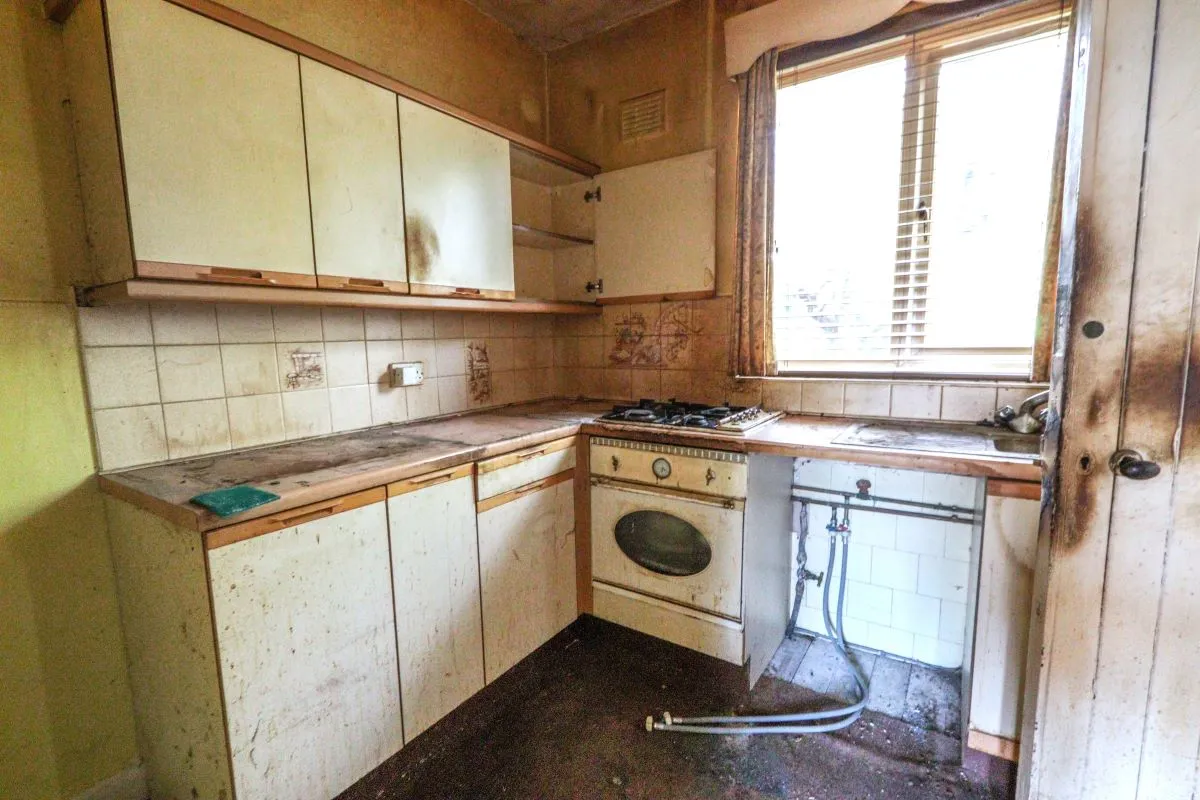 Online Property Auction in London: Mason Lathe Road, Sheffield, S5 0TP | Auction ends 17/09/2025, a Guide Price of £50,000+.