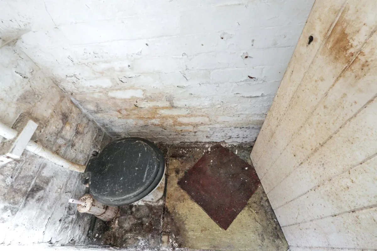 Online Property Auction in London: Mason Lathe Road, Sheffield, S5 0TP | Auction ends 17/09/2025, a Guide Price of £50,000+.