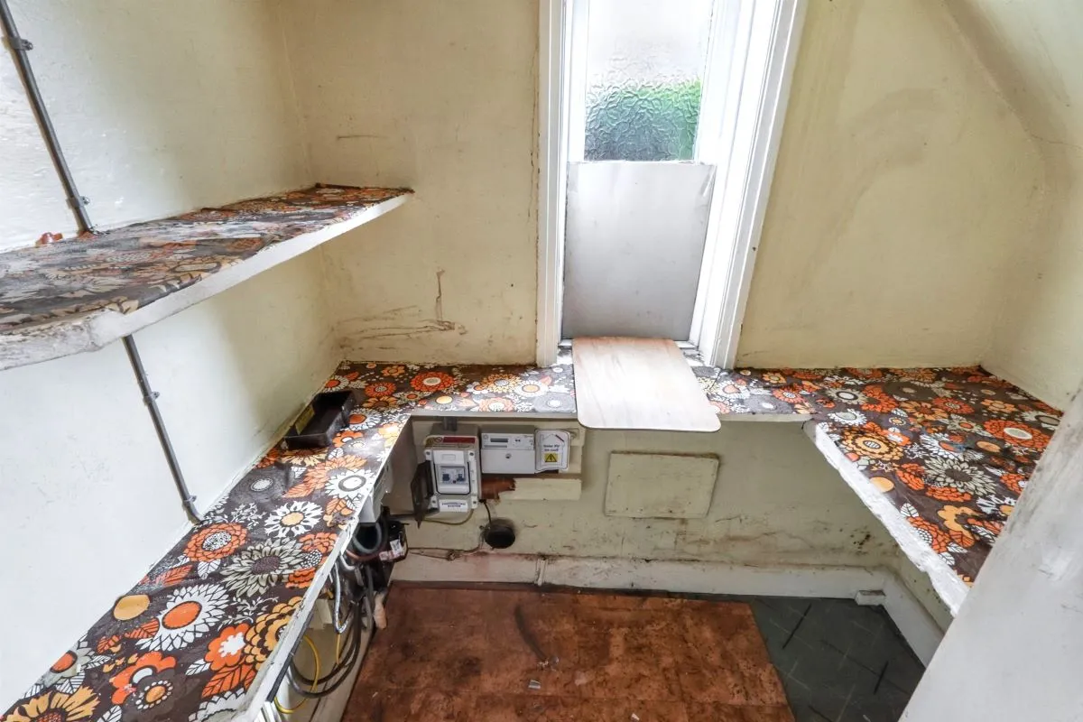 Online Property Auction in London: Mason Lathe Road, Sheffield, S5 0TP | Auction ends 17/09/2025, a Guide Price of £50,000+.