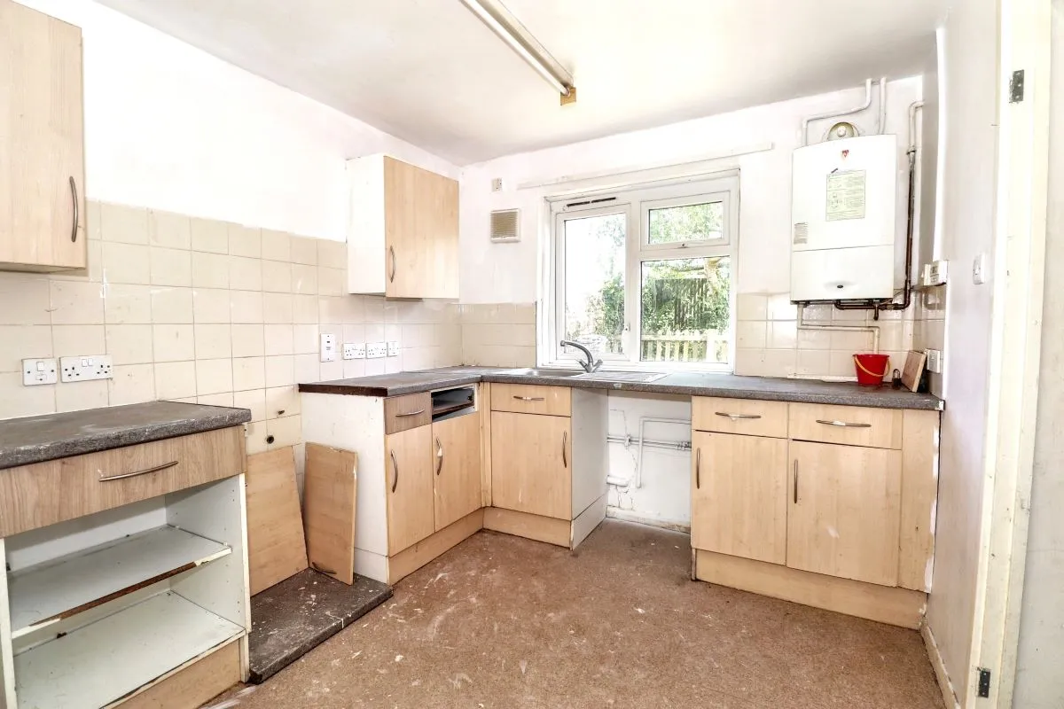 Online Property Auction in London: Downs Road, Canterbury, CT2 7TW | Auction ends 17/09/2025, a Guide Price of £120,000+.