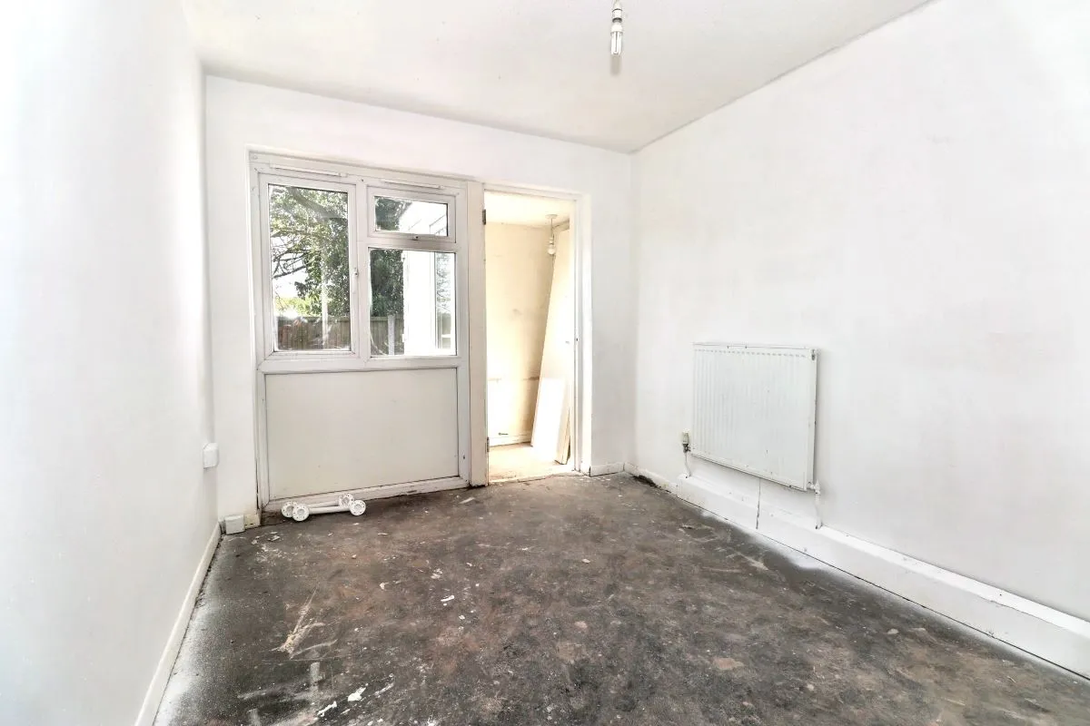 Online Property Auction in London: Downs Road, Canterbury, CT2 7TW | Auction ends 17/09/2025, a Guide Price of £120,000+.