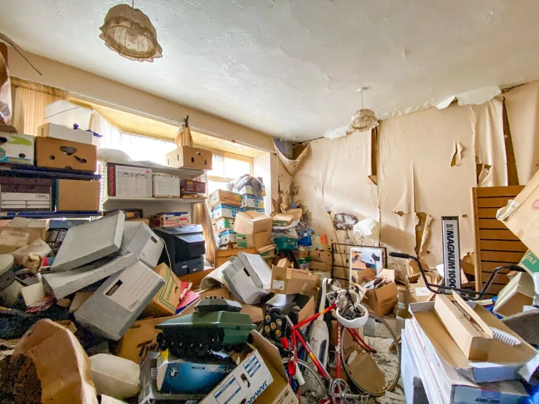 Online Property Auction in London: Bush Street, Pembroke Dock, SA72 6XD | Auction ends 17/09/2025, a Guide Price of £45,000+.