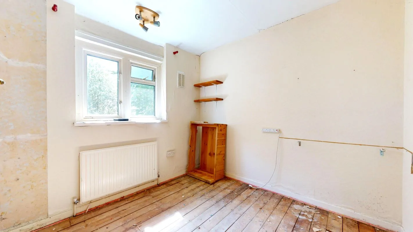 Online Property Auction in London: Longtown Road, Romford, RM3 7QR | Auction ends 17/09/2025, a Guide Price of £220,000+.