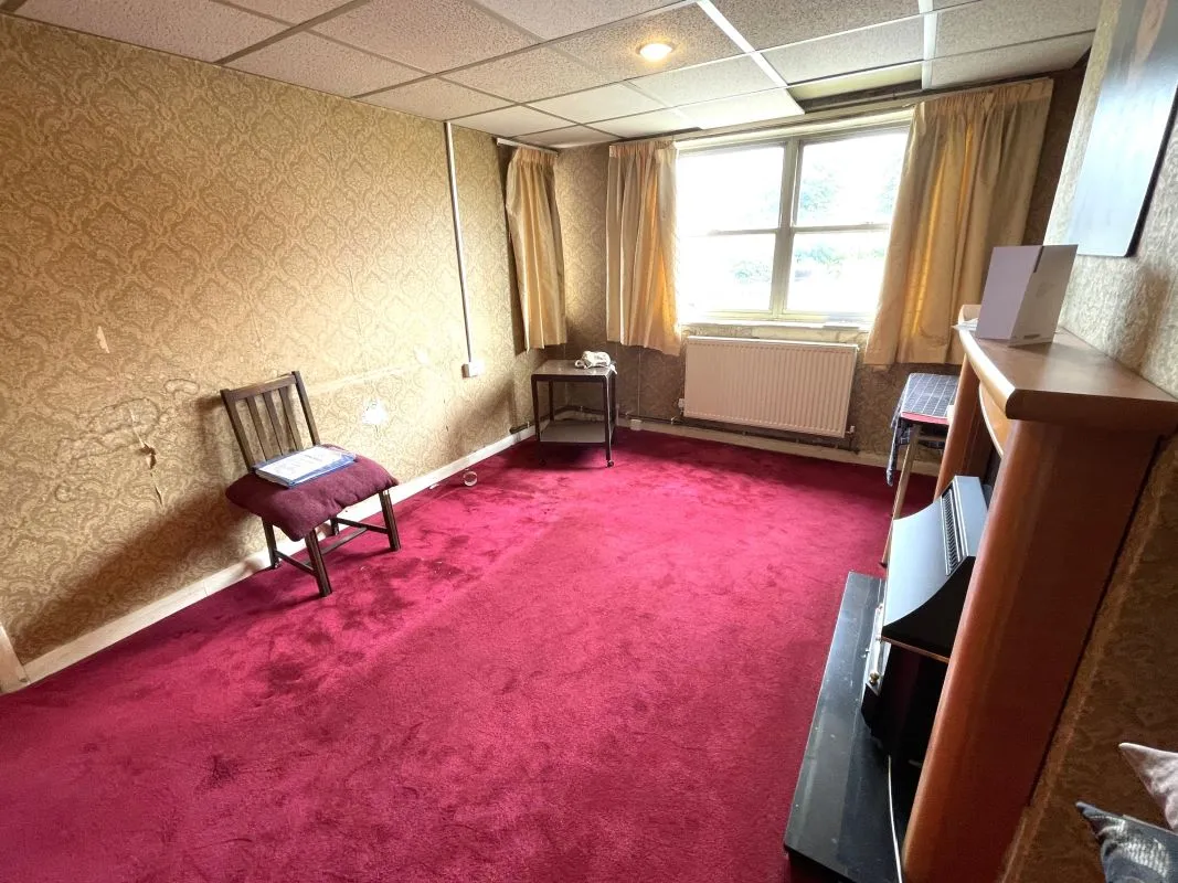 Online Property Auction in London: Ewart Road, Forest Hill, SE23 1BQ | Auction ends 17/09/2025, a Guide Price of £140,000+.