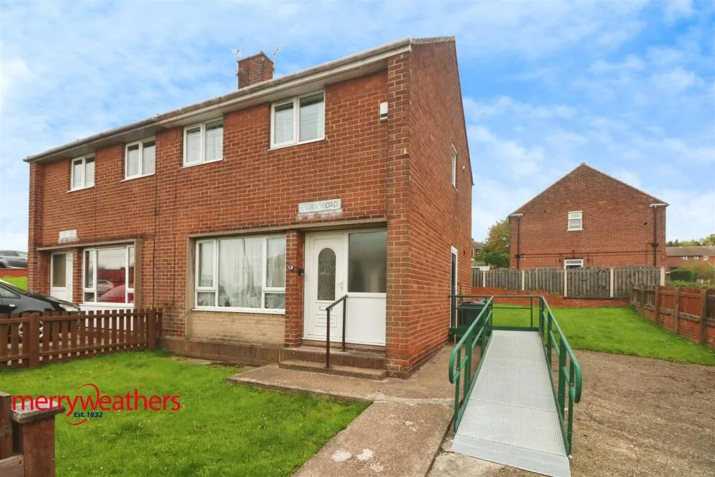 2 bed Semi-Detached