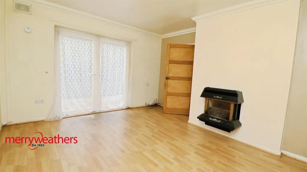 3 bed Semi-Detached