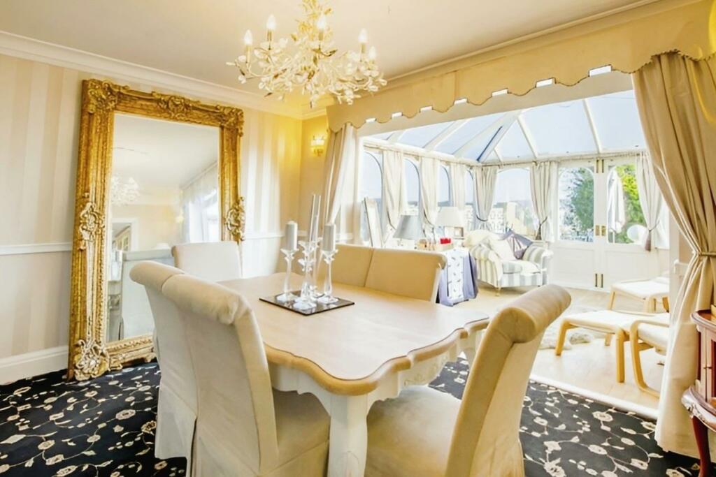 4 bed Detached