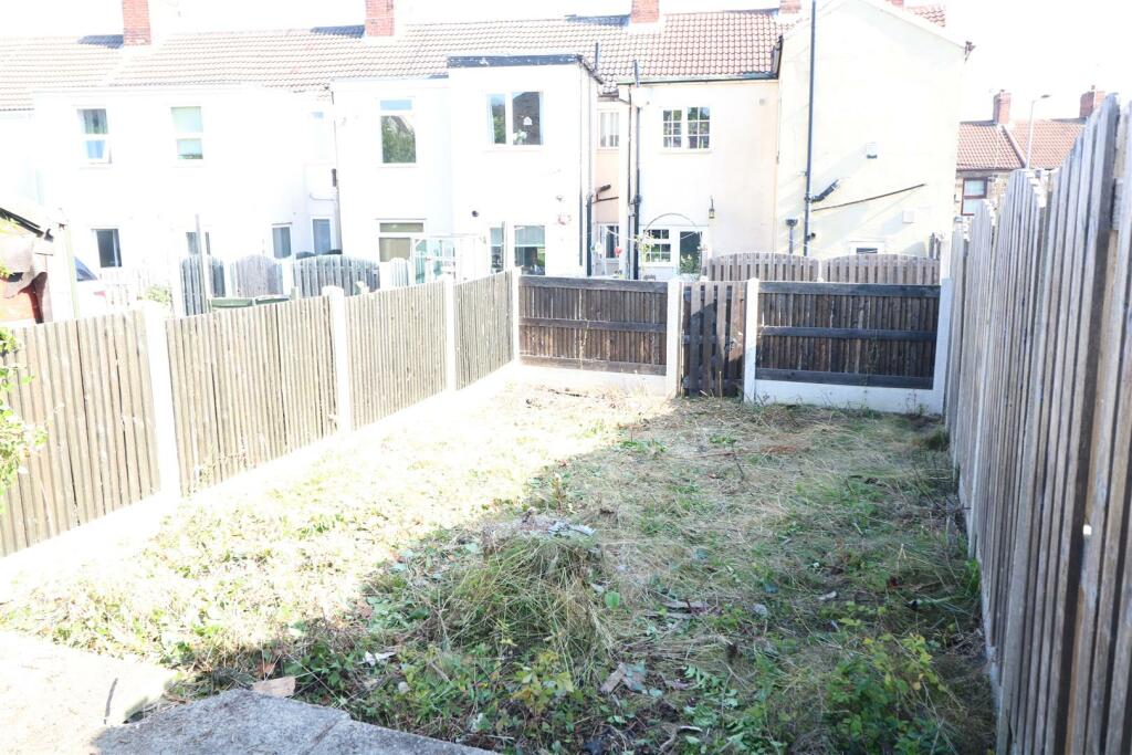 2 bed Terraced