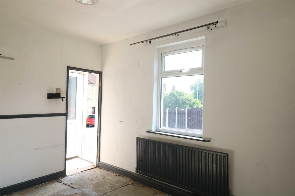 2 bed Terraced