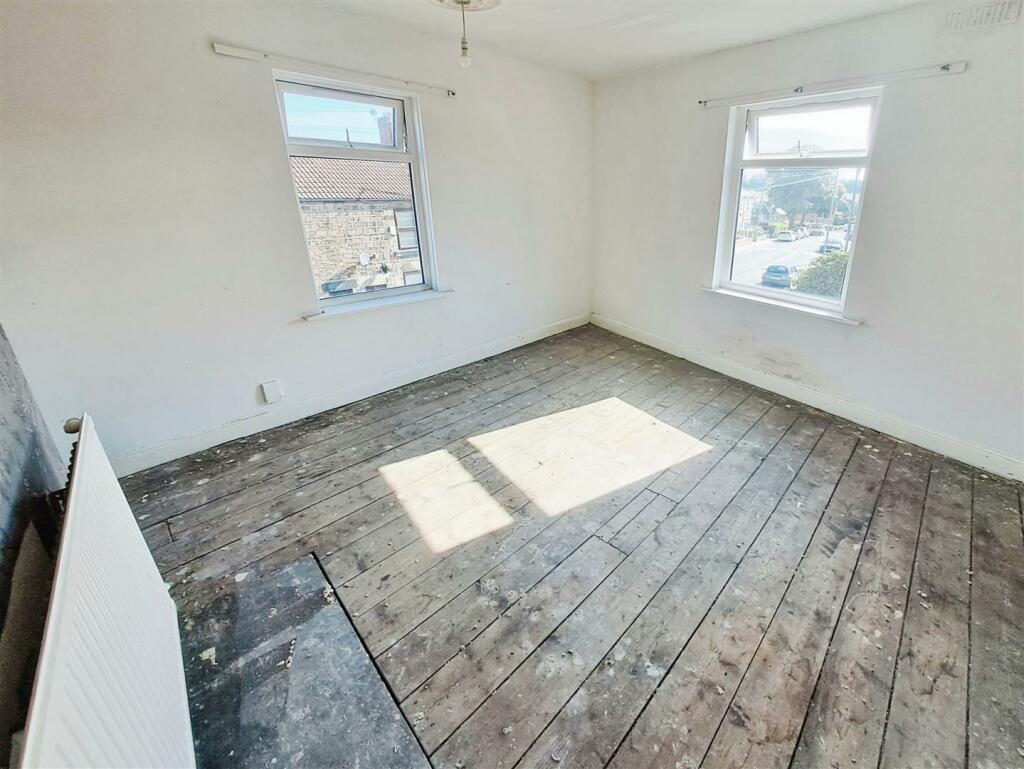 2 bed Terraced