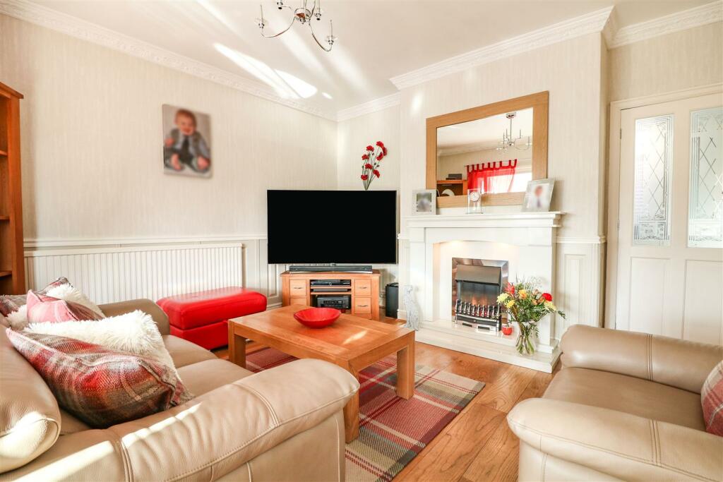 3 bed Semi-Detached