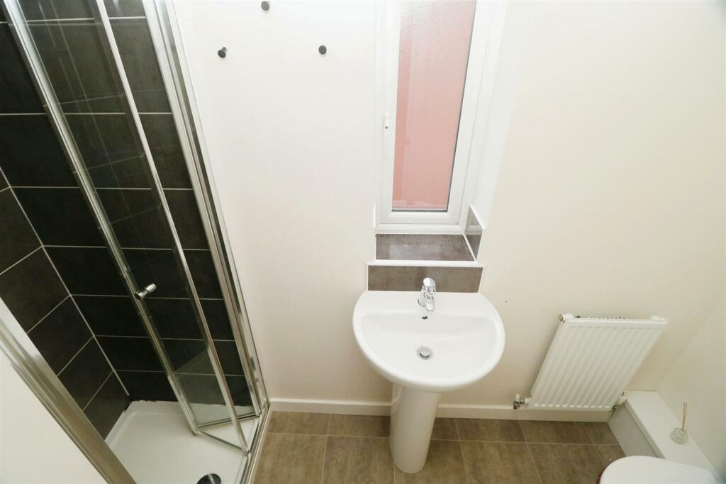 3 bed Semi-Detached