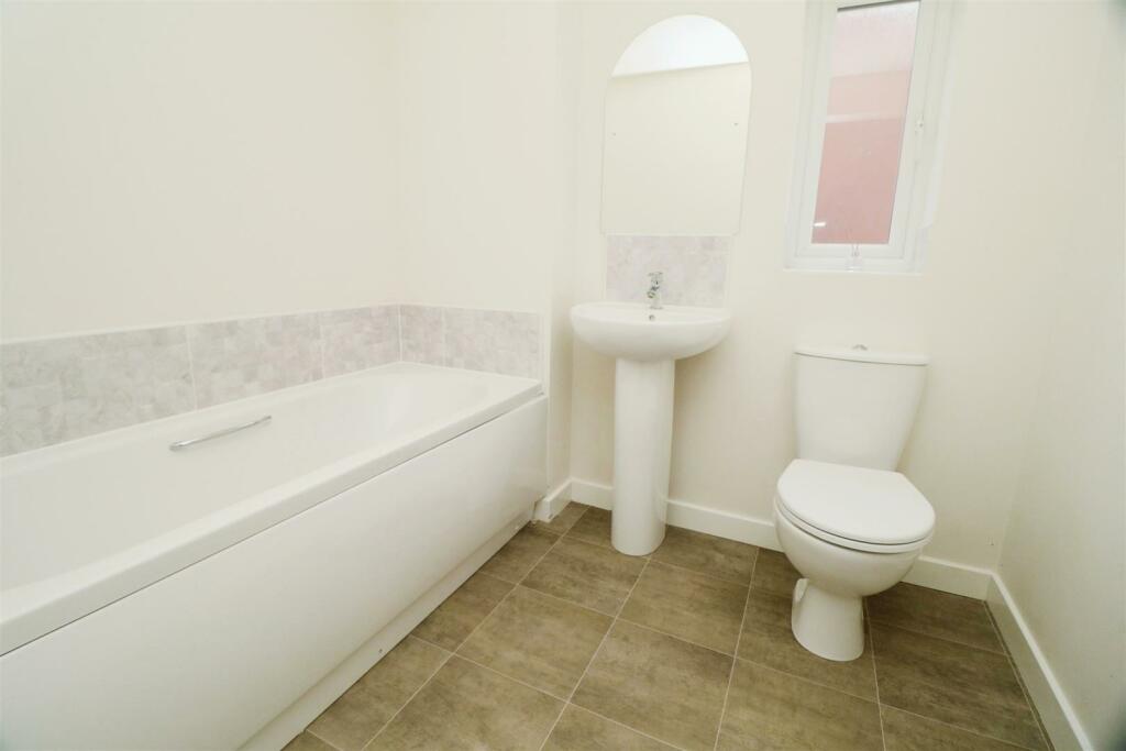 3 bed Semi-Detached