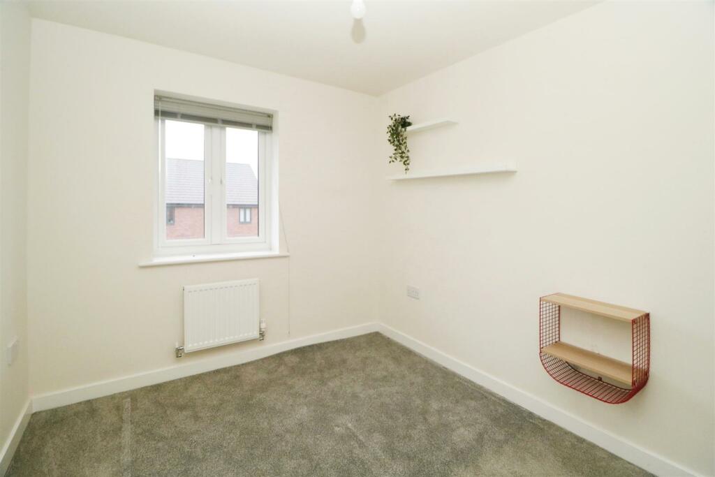 3 bed Semi-Detached