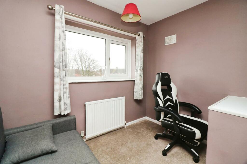 3 bed Semi-Detached