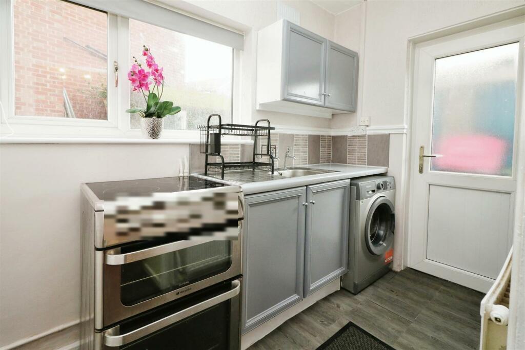 3 bed Semi-Detached