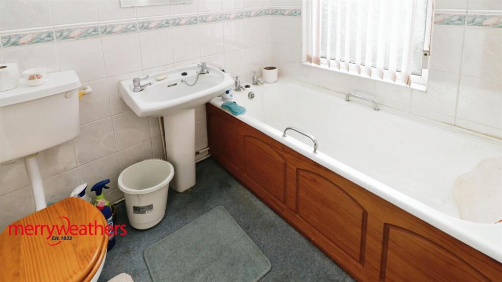 3 bed Semi-Detached