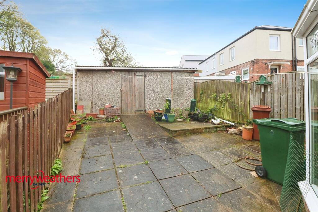 3 bed Semi-Detached