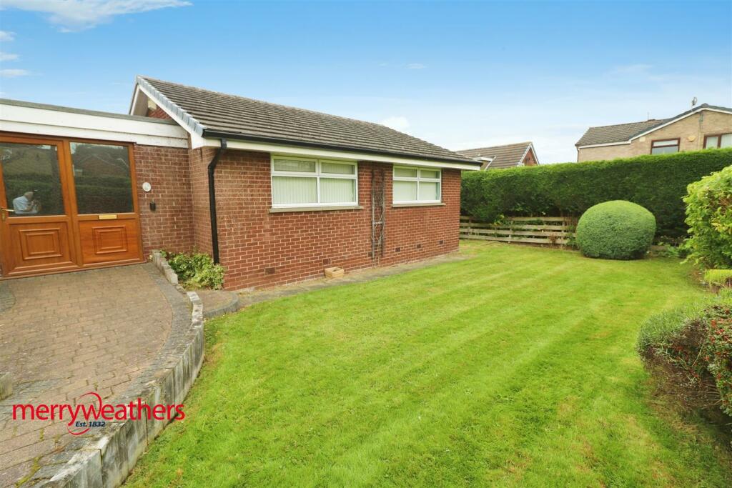4 bed Detached Bungalow